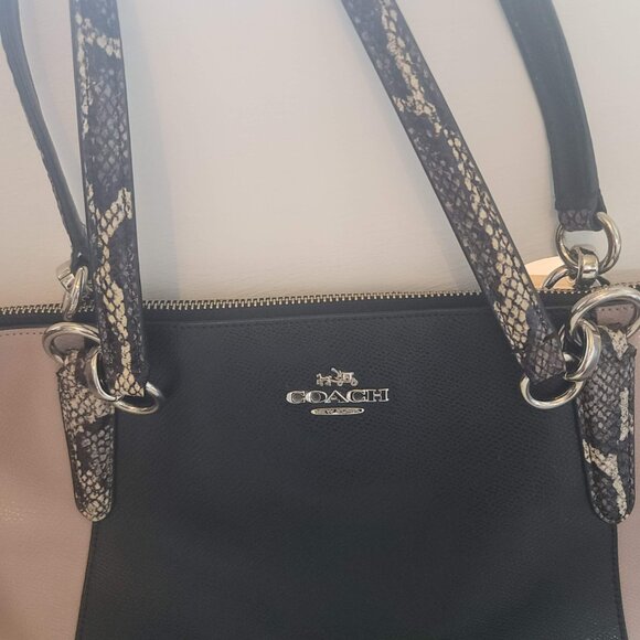 Coach Color-Block Snakeskin Handle Purse with Dust Cover - Picture 3 of 5